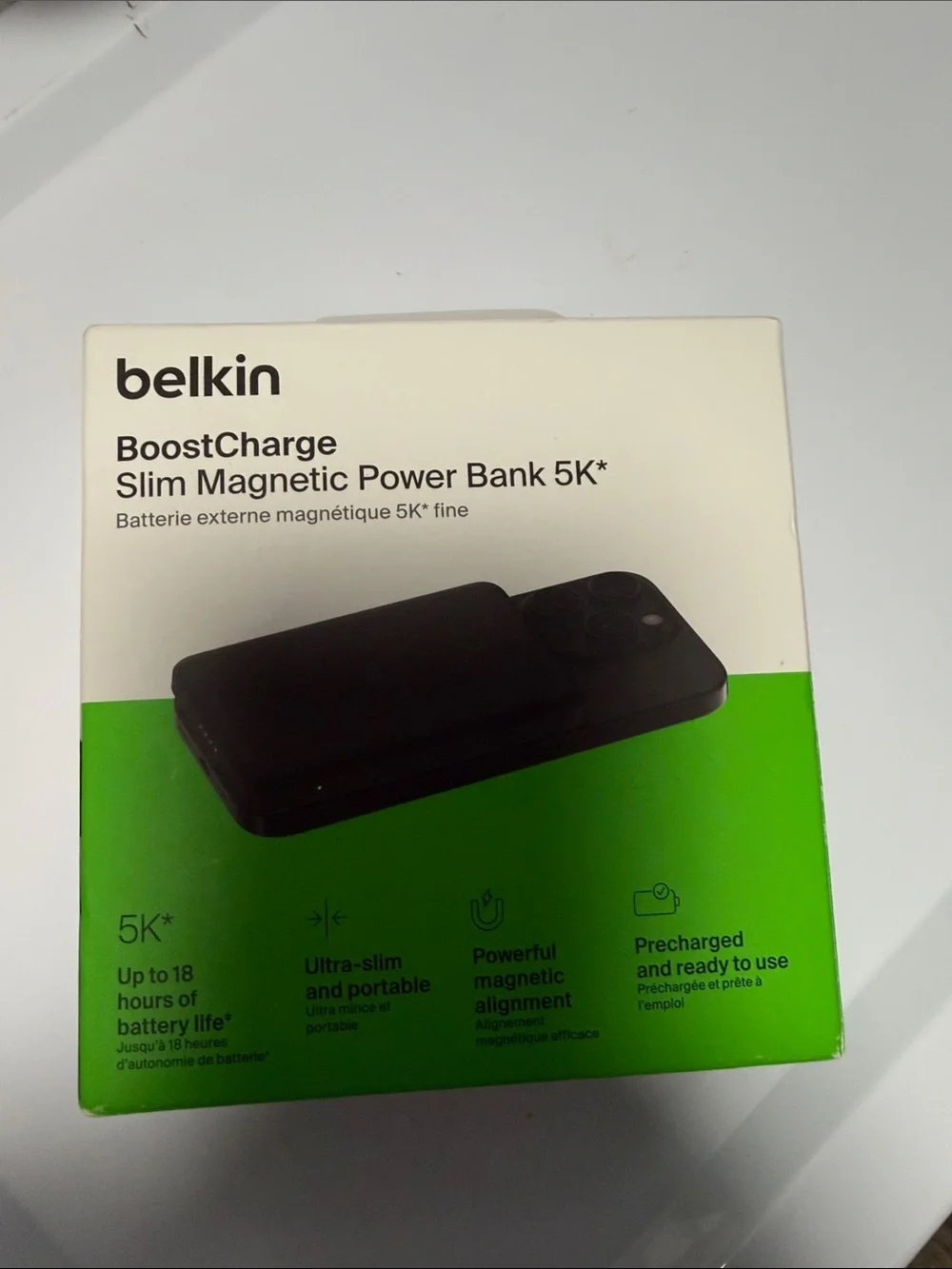 belkin BoostCharge Slim Magnetic Power Bank 5K - Black and Green Packaging